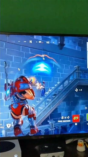 this is how easy I die in fortnite 🤣