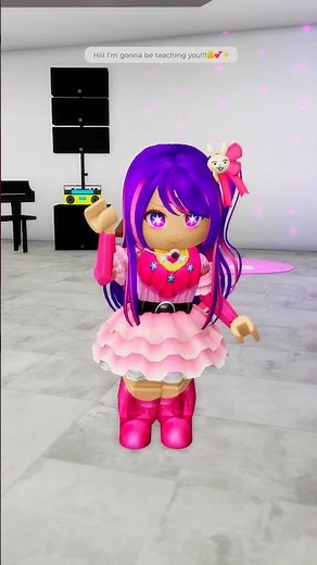 she gave me singing lessons so i could get better!!🤩💖#robloxshorts #roblox