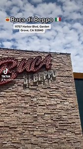 What are you ordering🤔 🎥: @yumyummadventures (IG) | Buca di Beppo