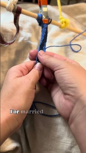 Finger weaving #create #crafting #weaving #traditionalart