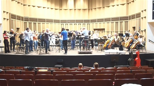🎻 ANTONIO VIVALDI 'Χειμώνας' (3η κιν.) από το έργο «ΟΙ ΤΕΣΣΕΡΙΣ ΕΠΟΧΕΣ», γενική δοκιμή με σολίστ τον εξαιρετικό βιολιστή Αντώνη Παρτζίλη, υπό τη στιβαρή διεύθυνση του Douglas Boyd! Ανυπομονούμε για τις συναυλίες σε Λευκωσία, Πάφο και Λάρνακα. Πάρτε τα εισιτήριά σας προτού εξαντληθούν! PREMIERE 5 👉 Λευκωσία: Τετάρτη 10/4 - Δημοτικό Θέατρο Στροβόλου, 20:30 👉 Πάφος: Πέμπτη 11/4 - Μαρκίδειο Δημοτικό Θέατρο, 20:30 👉 Λάρνακα: Παρασκευή 12 - Δημοτικό Θέατρο Γ. Λυκούργος, 20:30 (Στο πλαίσιο του Φεστ