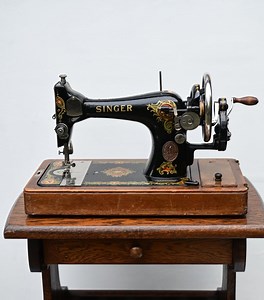 Antique Singer Sewing Machine F9670234, From 1920s. - Etsy