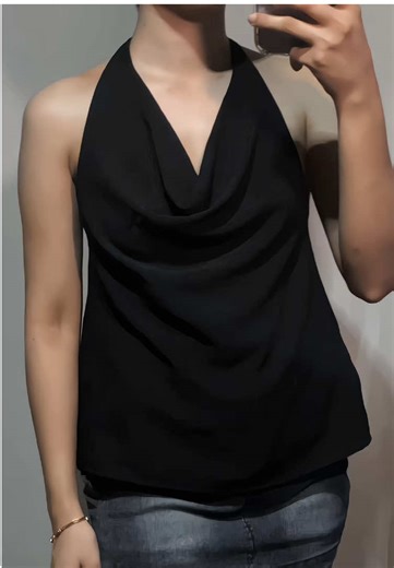 Stylish Halter Tops for Trendy Outfits