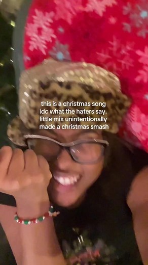 merry mixmas #littlemix #lovemelikeyou #mixers #leighannepinnock #perrieedwards #jadethirlwall #christmas #popmusic #fyp