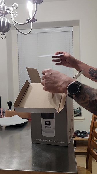 Watch Automatic Cat Feeder - A Must-Have for Busy Pet Owners! on Amazon Live