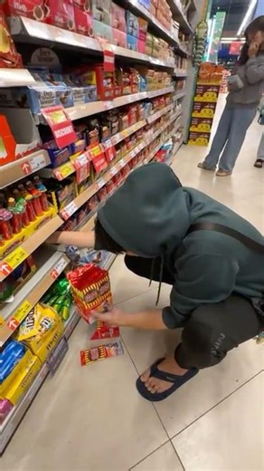 BANJIR? HUNTING CHOKI-CHOKI BOBOIBOY SEASON 2 DI SUPERMARKET!