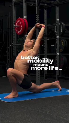 4 mobility moves to relieve common problems… 👇🏼 🚨 Comment ‘FRIDAY’ so you don’t miss out on the VERY EXCITING things I have planned for Black Friday! Mobility details 👇🏼 1. Laying straight leg windmills (spinal mobility) 2. Hip flexor lung reach (hip flexor mobility) 3. Heel bum taps & reverse bridge knee taps (feet & achillies mobility) 4. Child pose to upward dog flow (lower back decompression & spinal extention mobility) 👉🏽 More exercises like this will be in the upcoming December chal