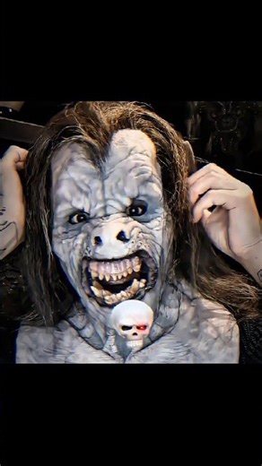 Don’t look too long at this mask…💀- Comment down below which mask is scarier😱