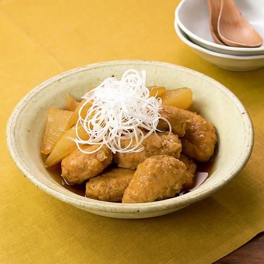 ふわふわつくね♪ 鶏だんごと大根の煮物のレシピ動画・作り方 | デリッシュキッチン