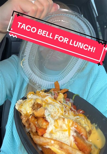 Happy @tacobell Tuesday!!🥳🌮 #tacobell #mukbang #eatwithme #lunchtime #fy