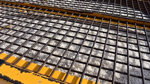 Dorval tests starfish de-icer