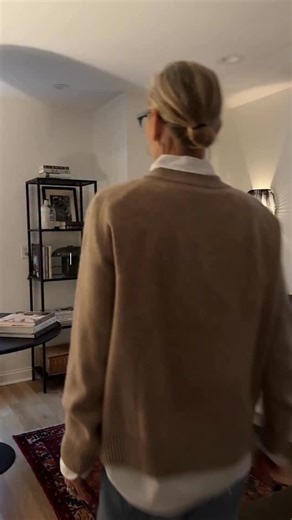 T. Thompson | Home & Lifestyle on Instagram: "Styling my IKEA Vittsjö shelves: I get so many questions about these IKEA Vittsjo shelving units. I love IKEA for their affordable options, because let’s face it, We can’t all afford ridiculously priced yet beautifully designed high-end furniture. So the trick is to buy what you can afford and style it up in a personal and unique way. Here’s a peek at how I did just that! #ikea #homestyle #interiordesign #home #décor #interiordecor #ikeafinds #homede