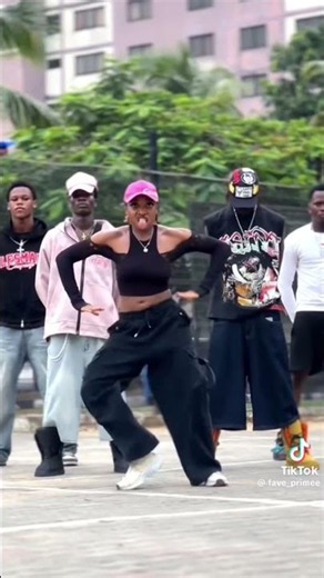 Trending dance challenge in Africa #foryou #dancer