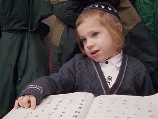 A Life Apart: Hasidism in America - Apple TV