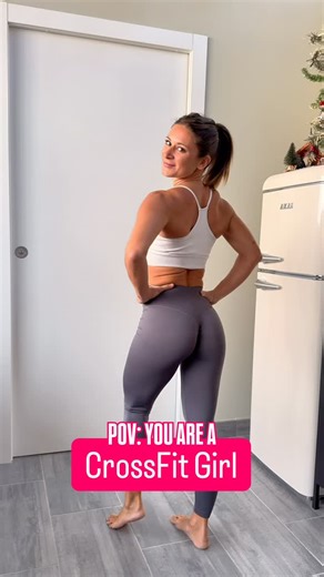 Fede Corona on Instagram: "The CrossFit Girls are the best 😜 #crossfitgirl #crossfit #musclegirl #fitgirl #fitgirl"