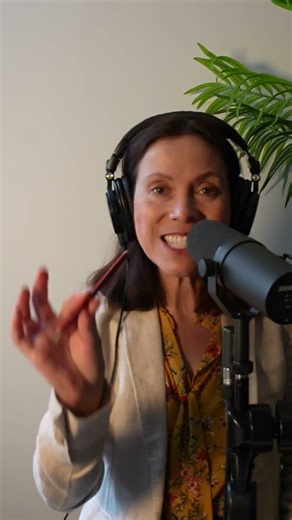Vocal Training: How to stop mouth opening too wide when singing #sing #singingteacher #newzealand