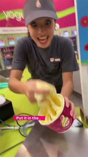 We are the UK’s ONLY Unlimited, Self Service, Weightless Froyo & Açai Bar!