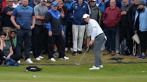 Why you should putt from off the green more often