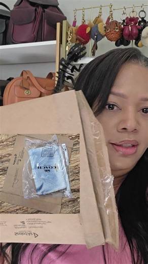 I RARELY order from Coach outlet, but this definitely will make me think twice in the future. This flimsy padded mailer was opened on one side with one of my items missing. No idea if it was stolen or fell out. @Coach , do better. #COACH #coachoutlet #thief #USPS