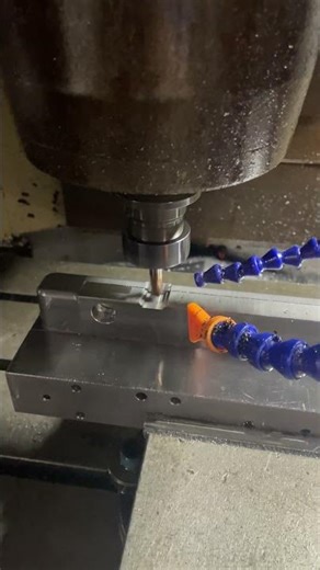 CNC milling pocket according to the drawing. #cnc #machine