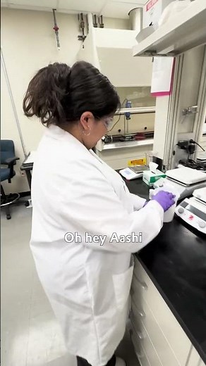 Day in the lab: Our experts’ favorite skin care ingredients | Evonik
