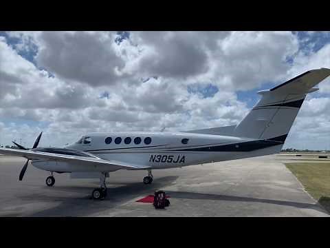 King Air 250 Single Pilot Flight from Wichita, KS(KICT) to Miami, FL(KTMB)