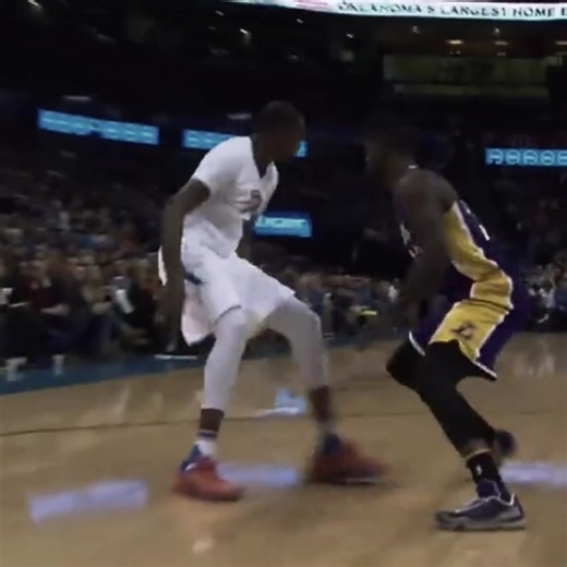 KD's offensive tactics are always extremely simple and crude😭#NBA #basketball #KD #basketballedits