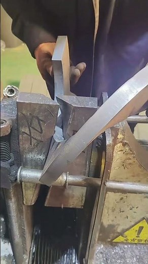 The bending process of spiral blades- Good tools and machinery make work easy
