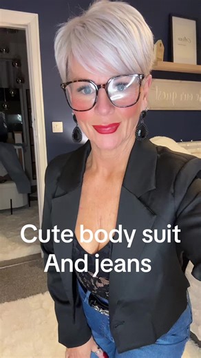 A cute body suit perfect for valentines date night sexy but still modest ❤️#lacebodysuit #datenightoutfit #nicetopandjeans #cuteoutfit #maturewomen