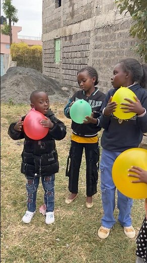 Kids Playing with Giant Balloons 🎈😂 | Fun Family Challenge