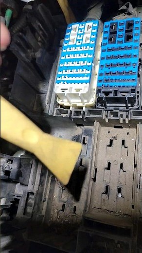 Chevy Silverado Fuse Box Plug Release Step by Step #TruckMaintenance #DIY