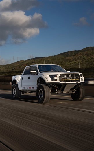2012 Gen 1 Raptor FULL BUILD ON YOUTUBE - link in bio - @vehiclemediaspecialists 💰 $99,999 📍 159k chassis | 250mi on trans Dm for more info #prerunner #offroad #gen1raptor #fordraptor #prp