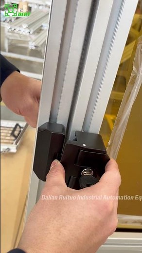 Industrial aluminum profile special lock, with quick opening and self-locking functions