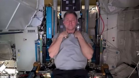 6 years of radiation, isolation, and no return. Pluto mission explained