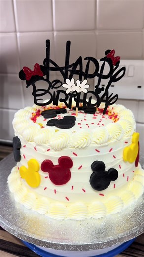 Mickey Mouse Cake Decorating Ideas