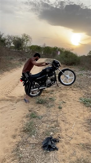 Splendor power #trending #automobile #splendormodified #splendor #trendingshorts #viral #old #oc