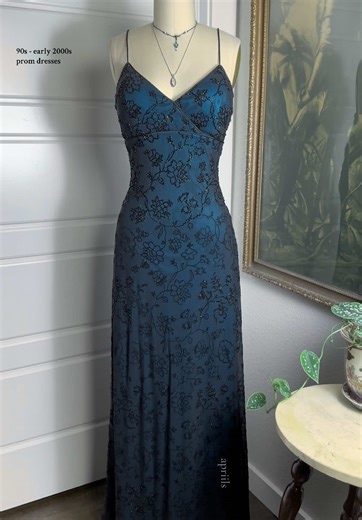 Vintage 90s to 2000s Formal and Prom Dresses