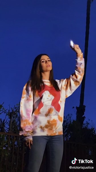 Victoria Justice's New Song 'Stay' Available Now