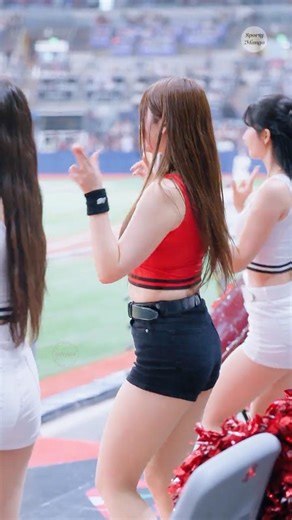 김가현 치어리더 UP 아웃송은 첨보는데 느낌이 다르다