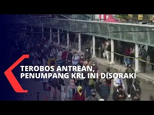 Duh! Serobot Antrean Panjang, Penumpang KRL Ini Disoraki