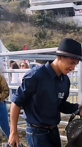 L'arrivée de nos rodéos men, 100% made in newcal, le rodéo plus qu'une passion, un mode de vie Uar NC #rodeo #bullrider #newcal | Foire de Bourail