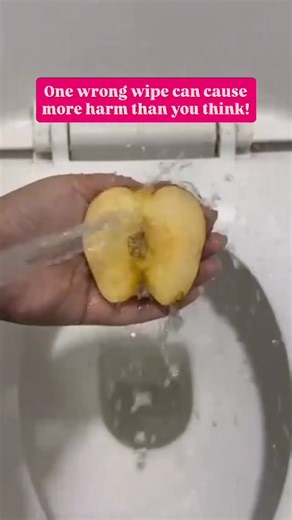 Cleaning your private parts after peeing is an important part of overall hygiene. It helps get rid of odors caused by leftover urine droplets and keeps your genitals healthy. Bacteria need warmth and moisture to grow, so keeping the area clean reduces the risk of skin irritation and bladder and yeast infections. The way you clean also matters! It’s important that you wipe front to back, as wiping the opposite way — back to front — can spread bacteria. . . . . . #peesafe #peesafeindia #WomensHygi