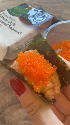 Let’s make TUNA SEAWEED SNACK!! @bibigoglobal #youtubeshorts #food #tuna #snacks #healthy #korean