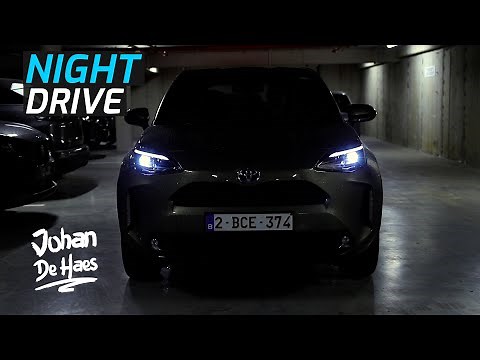 TOYOTA YARIS CROSS HYBRID NIGHT POV TEST DRIVE