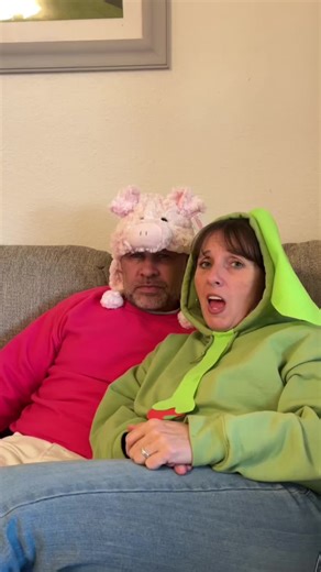 my parents are so cute #adventuretime #finnthehuman #cartoonnetwork #yay #treetrunks