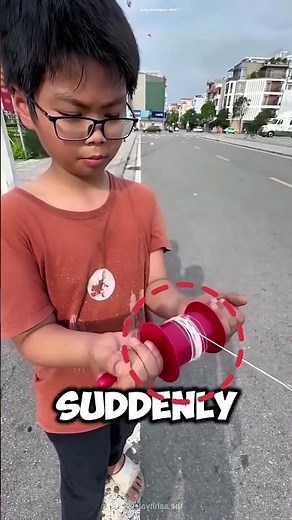 Kite Fail Turns Into Epic Save 😮