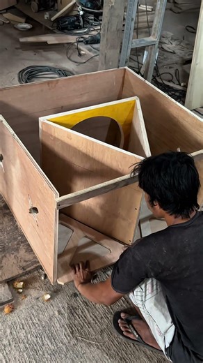 Speaker box assembly process #tutorial #woodworking #speakerbox #diy