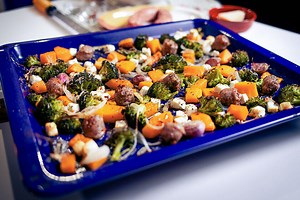 Esta es la receta de verduras que preparo para cenar todas las semanas con lo que tenga en la nevera: lista en 15 minutos