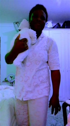 Thank you lord for give me a gift in 2024 happy-wednesday-wednesday.gif