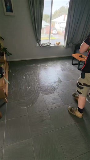 Internal high-pressure tile cleaning, After a heavy duty tile clean I have a recommendation on a good steam cleaner that's at the end of the video for you. Help you maintain your tiles longer.  Any questions I'm always happy to answer as best I can.  #cleaningmotivation #recommendation #cleaninghacks #cleaningtips #cleaningtipsandtricks | UCIT Cleaning | Facebook